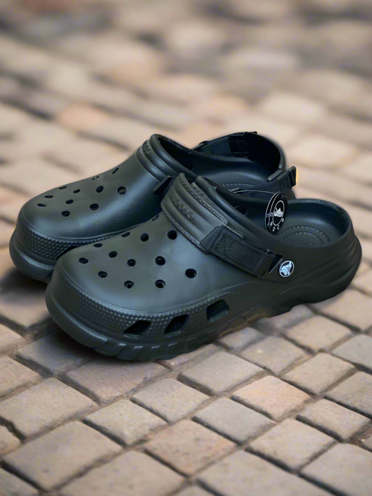 Crocs Clogs for Men ⚫️🔵